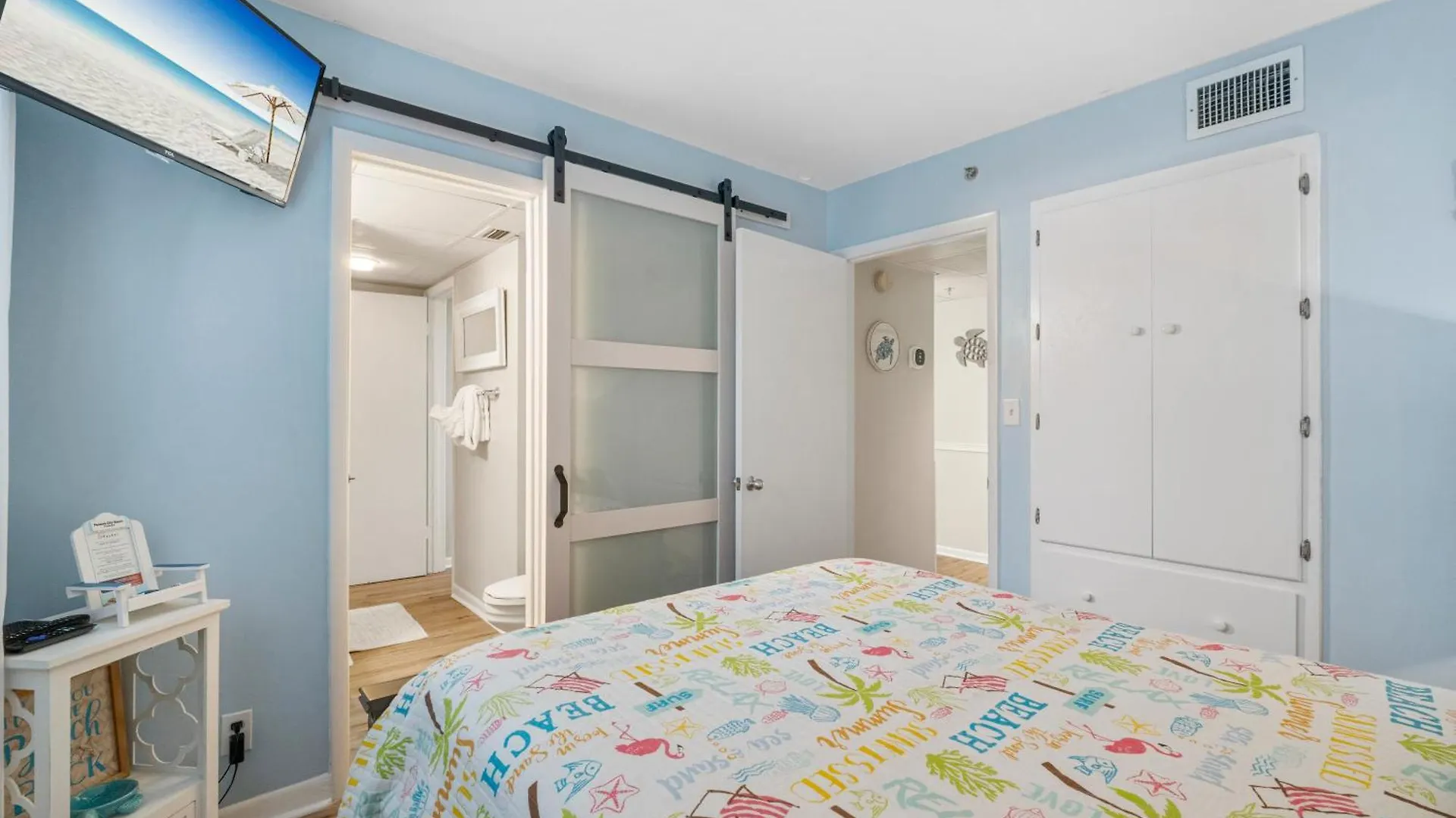 Sunbird Resort! Incredible Beachfront Corner Unit! Free Beach Chairs! By Dolce Vita Getaways Pcb Panama City Beach