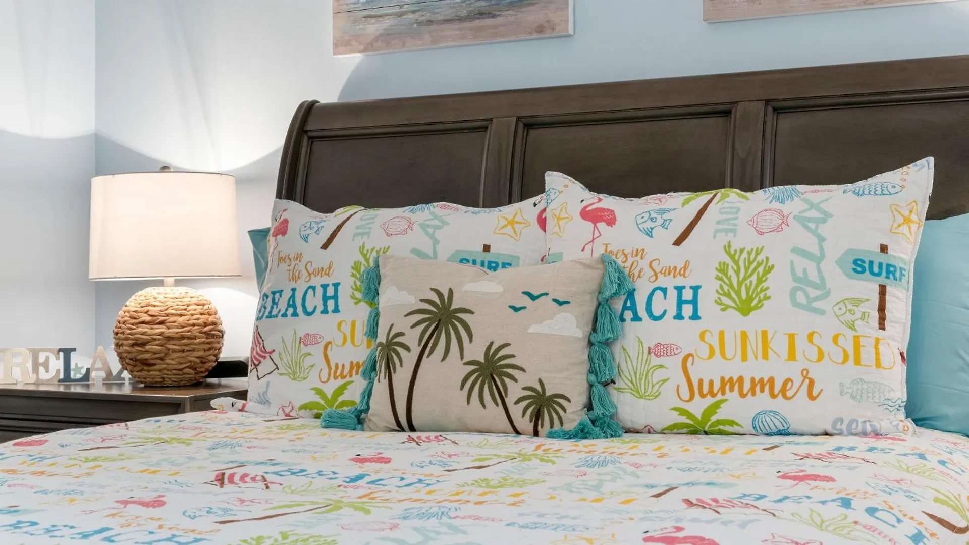 Sunbird Resort! Incredible Beachfront Corner Unit! Free Beach Chairs! By Dolce Vita Getaways Pcb Panama City Beach Lägenhet