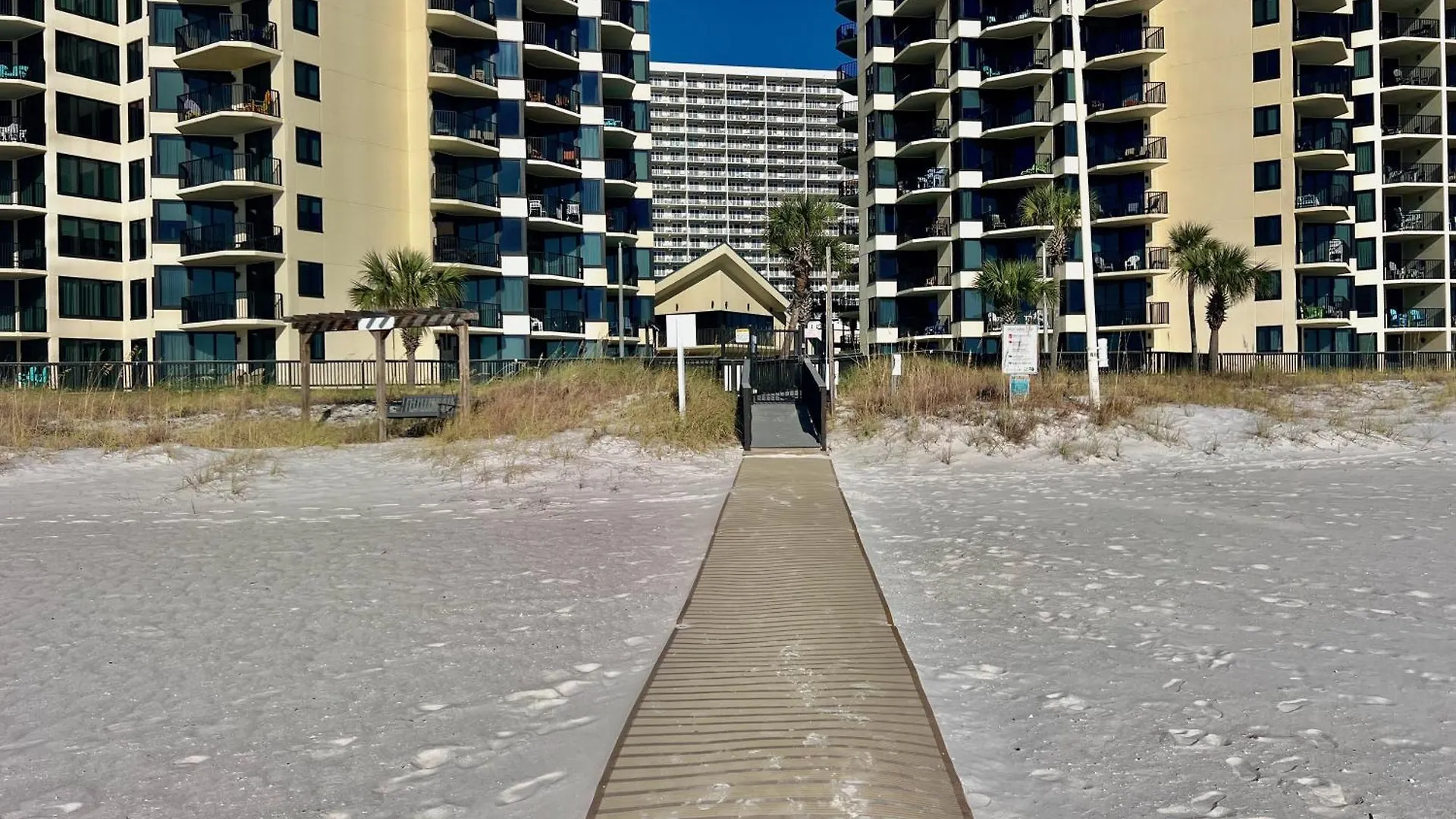 Sunbird Resort! Incredible Beachfront Corner Unit! Free Beach Chairs! By Dolce Vita Getaways Pcb Panama City Beach USA